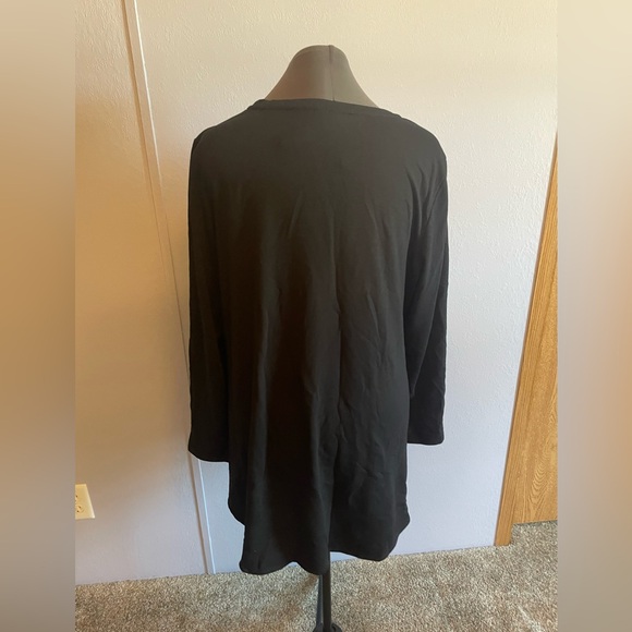 Tunic Top with Zippered Lace Side Panels - Picture 3 of 3